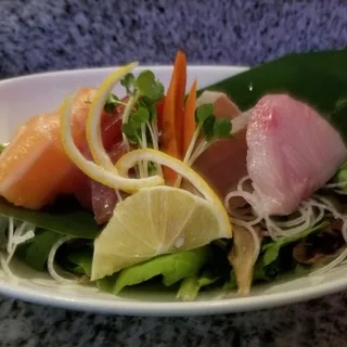 Sashimi Salad