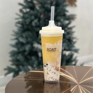 Mango Sweet Dew with soybean mousse and boba