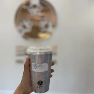 Peach oolong tea with soybean mousse