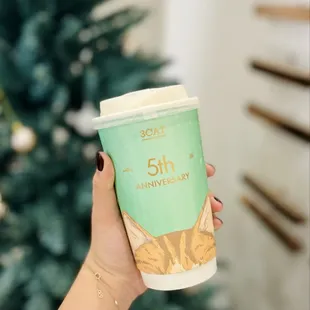 White peach oolong latte