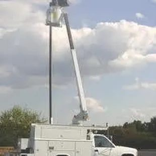 Bucket Truck Ready to Take Care of Your Lighting Needs