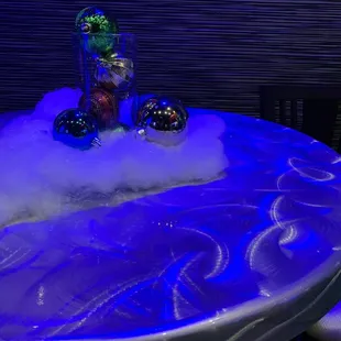 Nice decor for a Christmas party!