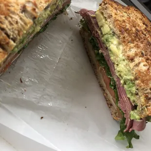 22 grain w/ mayo, garlic aioli, deli mustard, pastrami, lettuce, tomato, cucumber, avocado, pepperoncini, red onions and pepper jack! Yummy!