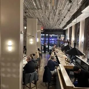 Cox and Lundy promise an unparalleled experience at the upscale, bar-focused establishment where they will blend the culinary...