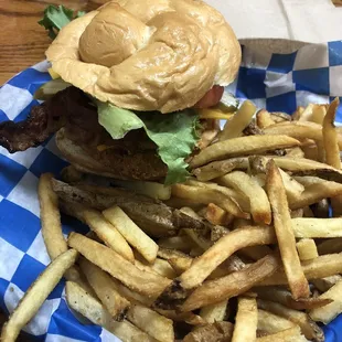 Chicken club sandwich basket