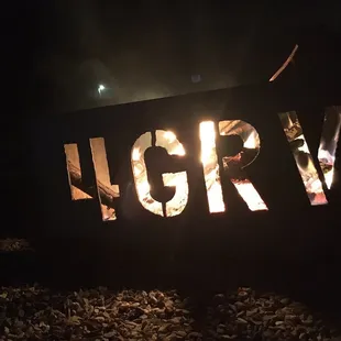 All the fire pits are like this.