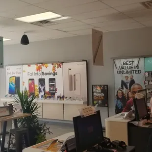 See our clean and comfortable store with personnel ready to serve you.