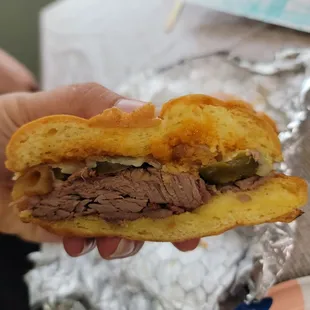 a roast beef sandwich