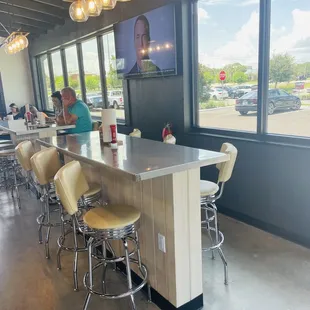 bagels, interior