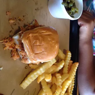 Kids Pulled Chicken Slider