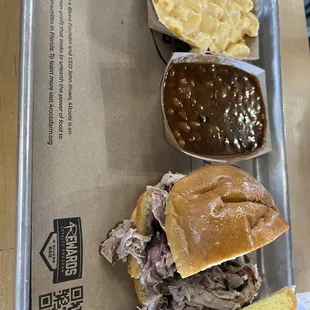 Pull pork sandwiches