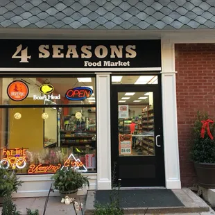 Formerly Locust Deli, please welcome 4 Seasons Food Market to the neighborhood for your beer, deli grill and grocery needs :)