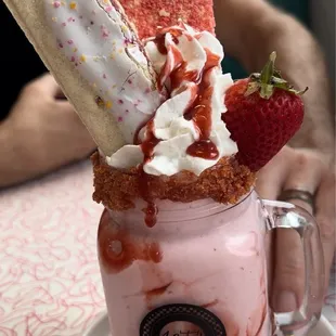 Marilyn Monroe milkshake