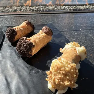 Cannoli trio