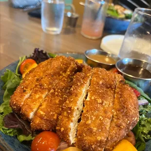 Almond crusted salad