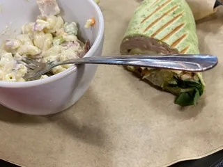 The Broken Mug 