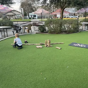 Great outdoor area for kids to play