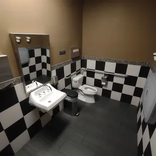 Obligatory bathroom photo