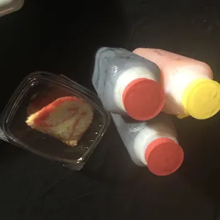 Natural Drinks Homemade Cake