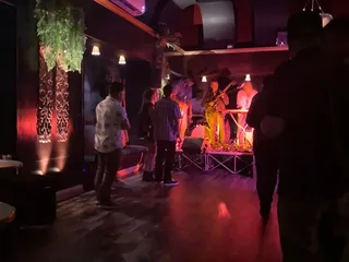 Paper Tiger Bar