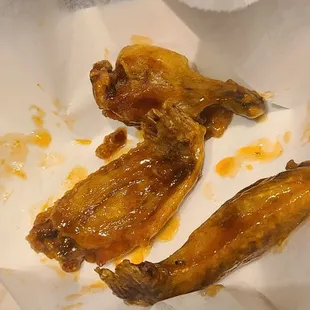 chicken wings in a basket