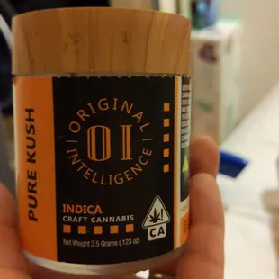 Hands down my favorite strain for PAIN  This is an amazing indica strain by OI. Again by far the best for chronic pain!