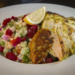 423 Salad with grilled chicken