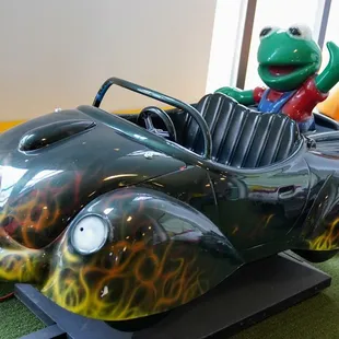 no coins needed to ride with Kermit