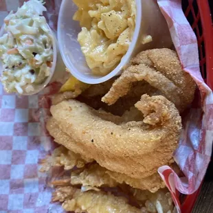 Coleslaw macaroni and cheese, basa fish and shrimp.