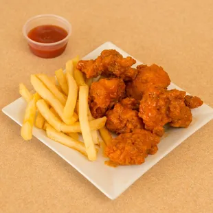 10 Boneless wings with fries and drink  $8.99