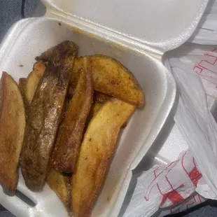 Seasoned potato wedges