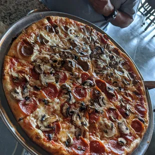 Half Sausage/Mushroom/Onions &amp; Half Pepperoni/Mushroom Pizza