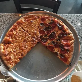 Burnt pizza at 46th street on Bandera Rd. Helotes.