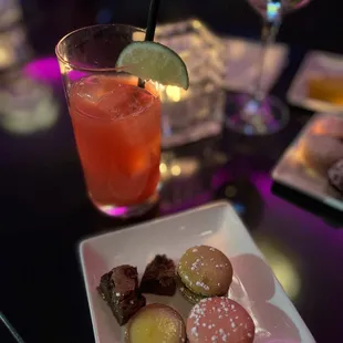 48 Lounge