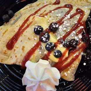 Lemon curd and blueberry