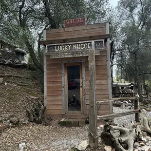 Gold mining building