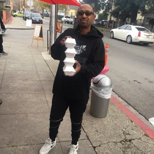 Ups off duty supports local community 4FAMILYBARBQUE