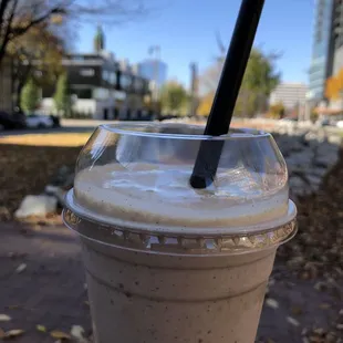 Almost vegan cinabun shake