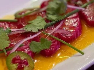 Wonderyard Garden + Table