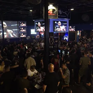 a large crowd of people