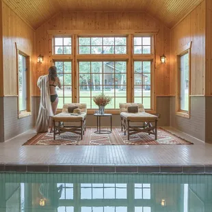 Hot springs spa at the 4UR