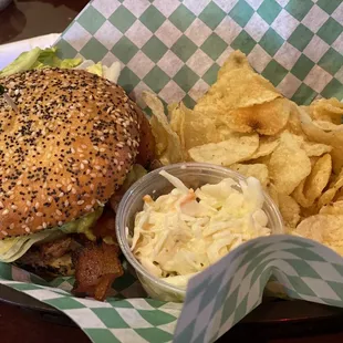 Gluten free bun kettle chips