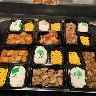 2-Beef Stew, Shoyu Chicken, Pork Adobo, and 2-Shoyu Pork Quick lunch for today and this week. Whooootttt doggie haha.