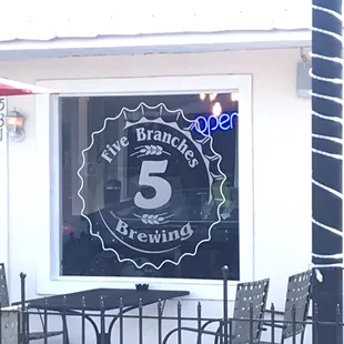 Outside view    note outside dining.