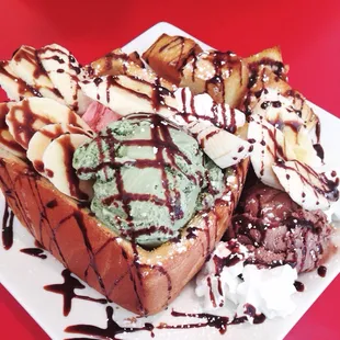 banana chocolate honey toast