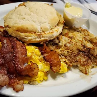 2 egg breakfast w/biscuit