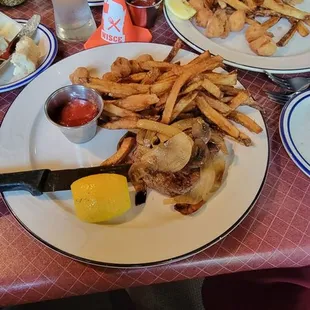 Beef Tenderloinand scallops