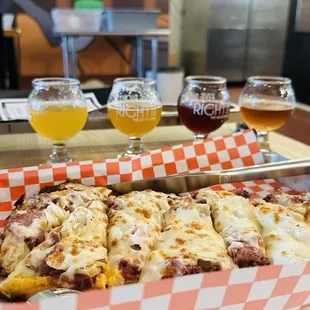 Ruben pizza and beer flights