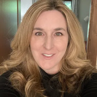 Gina G.