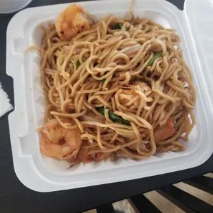 Shrimp Lo Mein Lunch